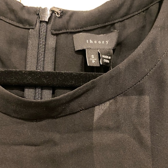 Theory slightly sheer shirt in Small - Picture 2 of 3